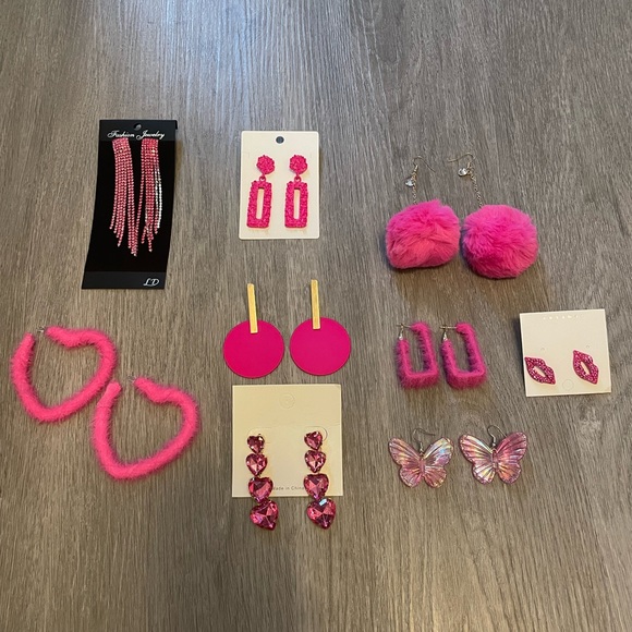 Jewelry - NWT 9 piece earring bundle